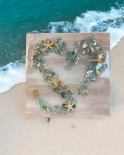 Load image into Gallery viewer, Thur Feb 12 8am Coffee and Canvas Resin Shell Heart Workshop
