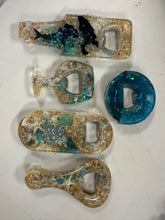 Load image into Gallery viewer, Mon March 25 11am Set of 5 Ocean Resin Pour Bottle Opener Key Chains
