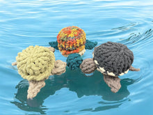 Load image into Gallery viewer, Sun July 27 11am Sea Turtle Chunky Yarn Pillow

