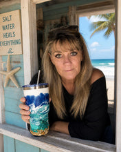 Load image into Gallery viewer, Sat August 1 11am Ocean Resin Pour 30oz Tumble Workshop
